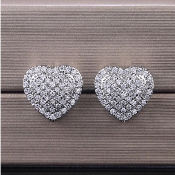 Hearts studded CZ‘s amazing sparkle Iced Earrings Look Amazing White Gold Plated - Picture 7 of 14